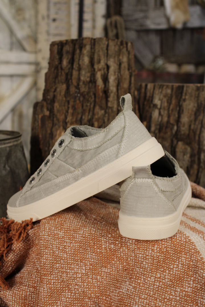 Hangout Washed Grey Sneakers