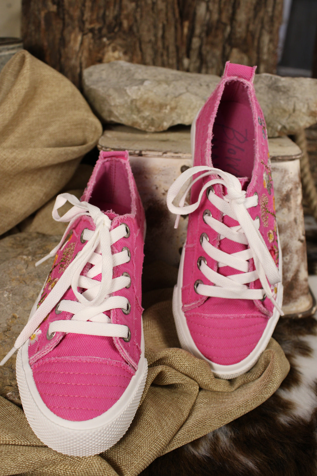 Vivid Pink Canvas Embroidered Sneakers