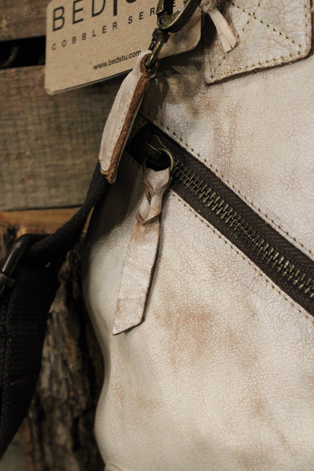 Bed|Stu Andie Nectar Lux Handbag