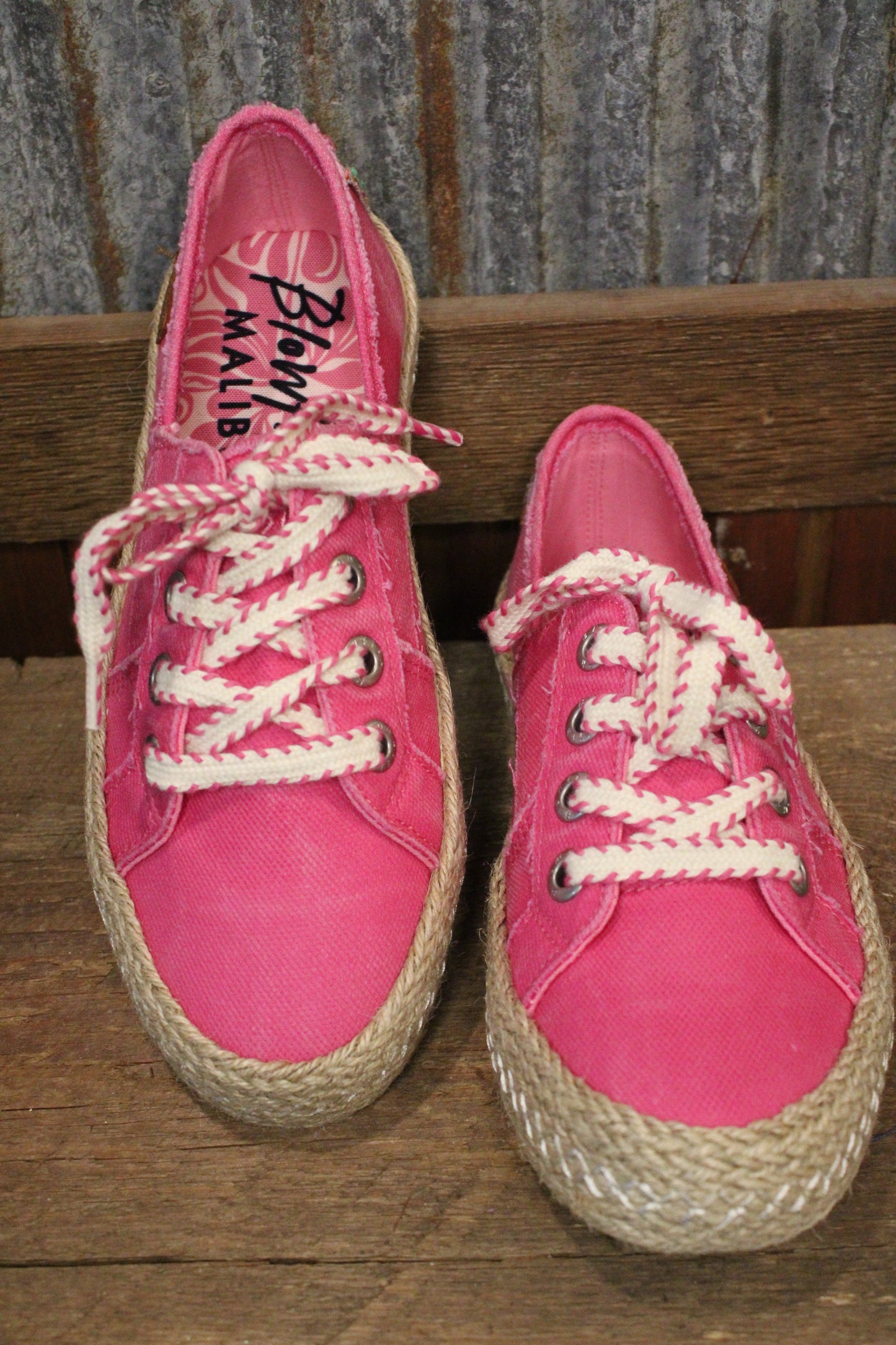 Buenos Pink Glow Canvas Sneakers