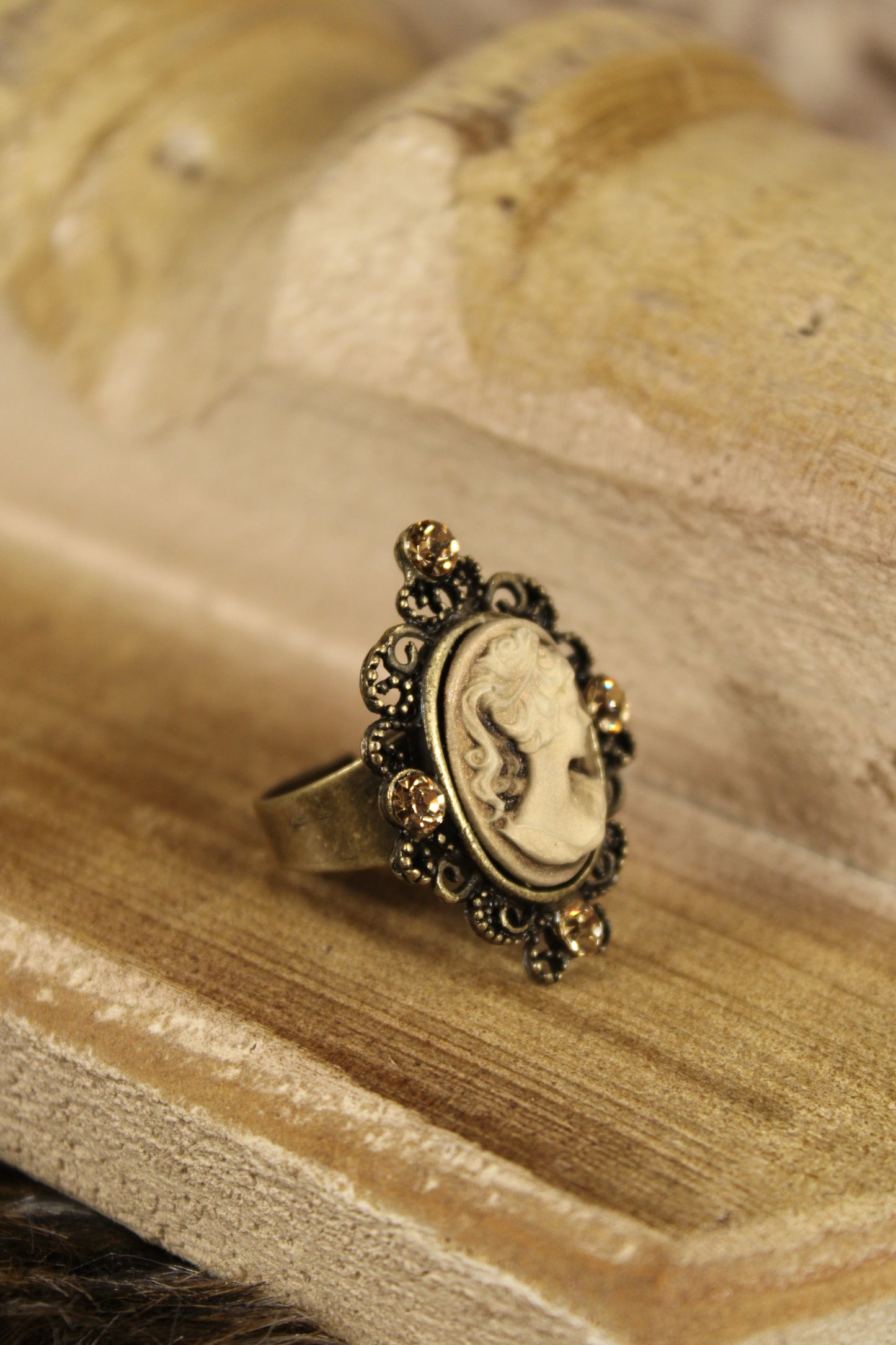 Pearl Whisper Cameo Ring