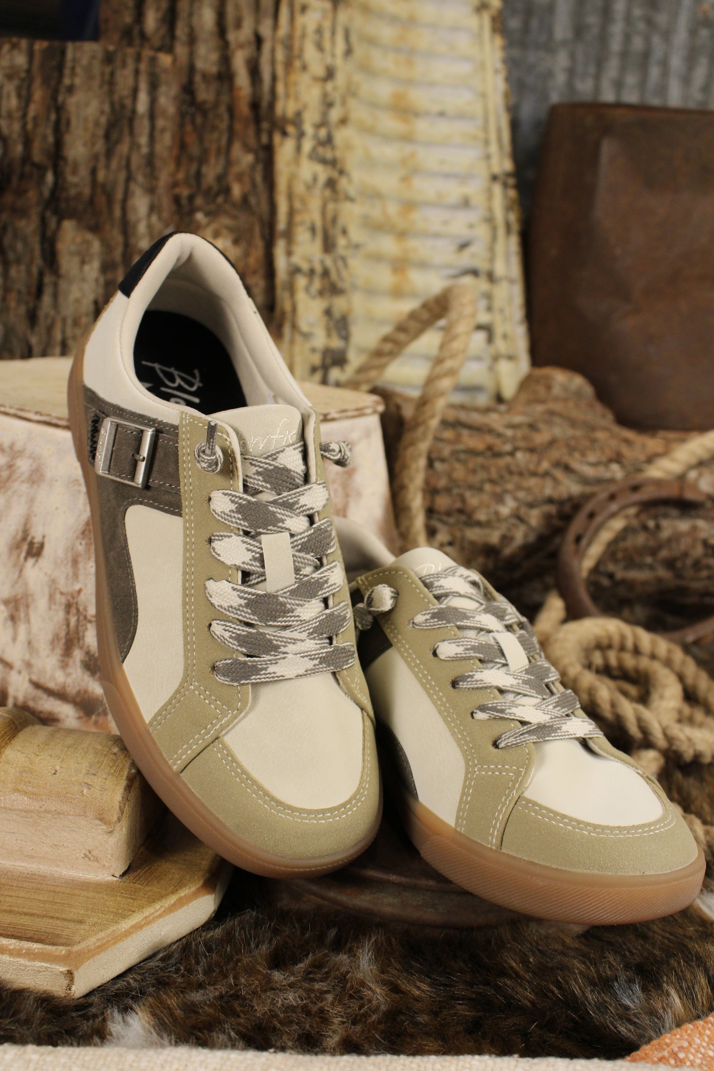 Topanga Oyster Sneakers