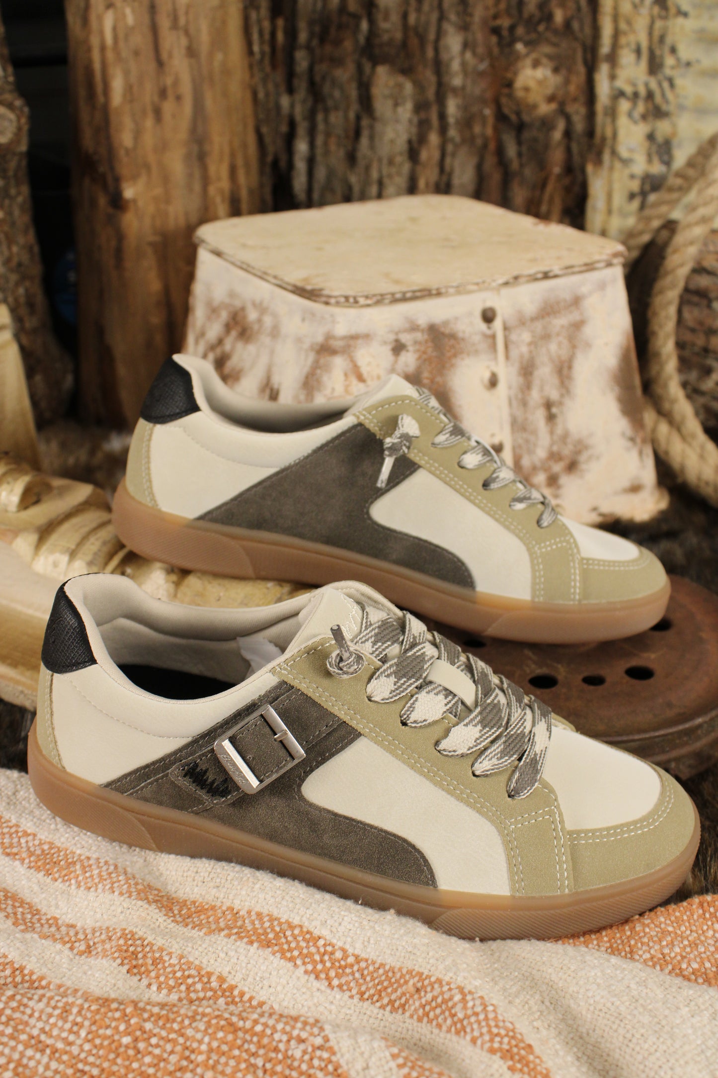Topanga Oyster Sneakers