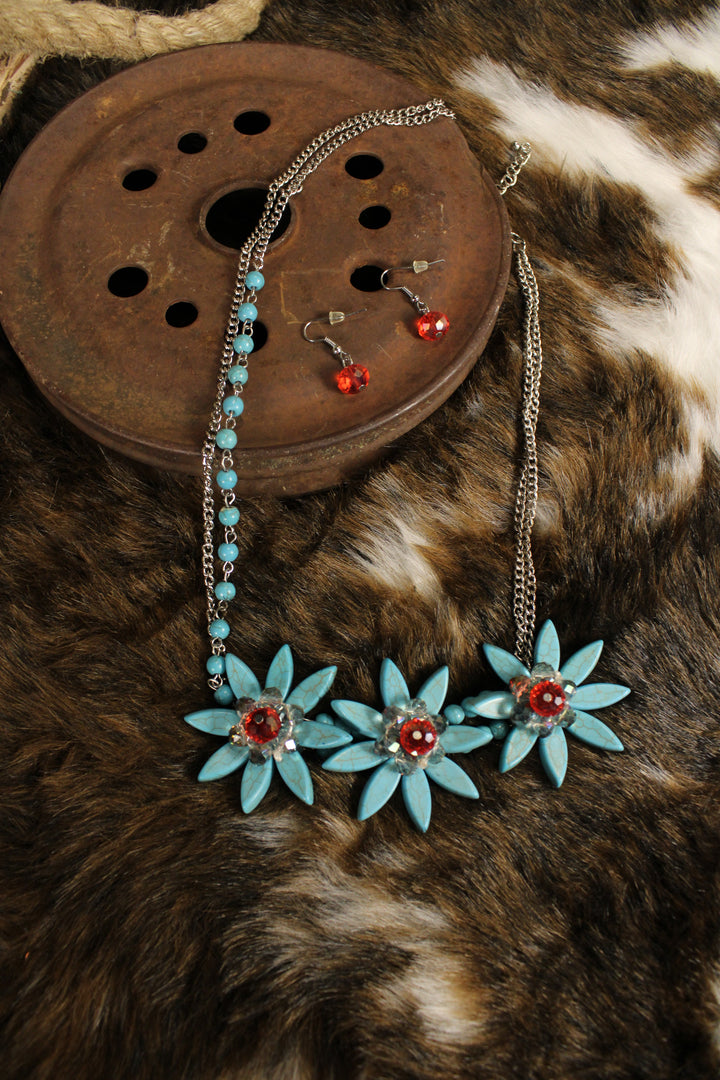 Painted Desert Daisy Necklace