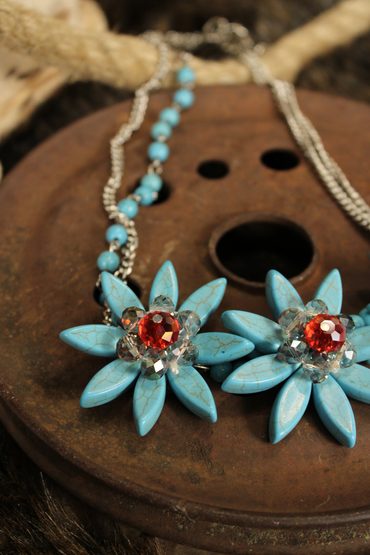 Painted Desert Daisy Necklace