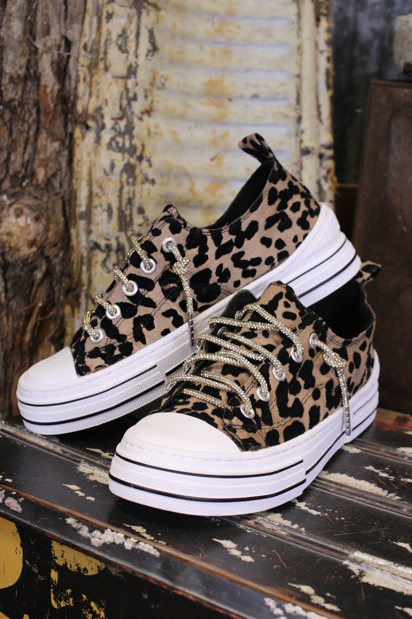 Aman Leopard 2 Sneakers