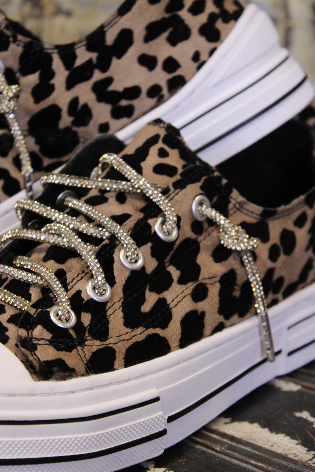 Aman Leopard 2 Sneakers