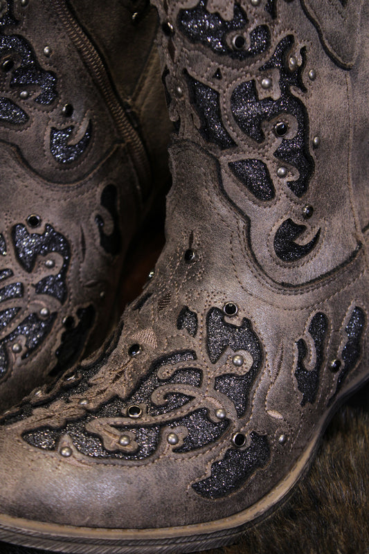 Betty Picnic Boots