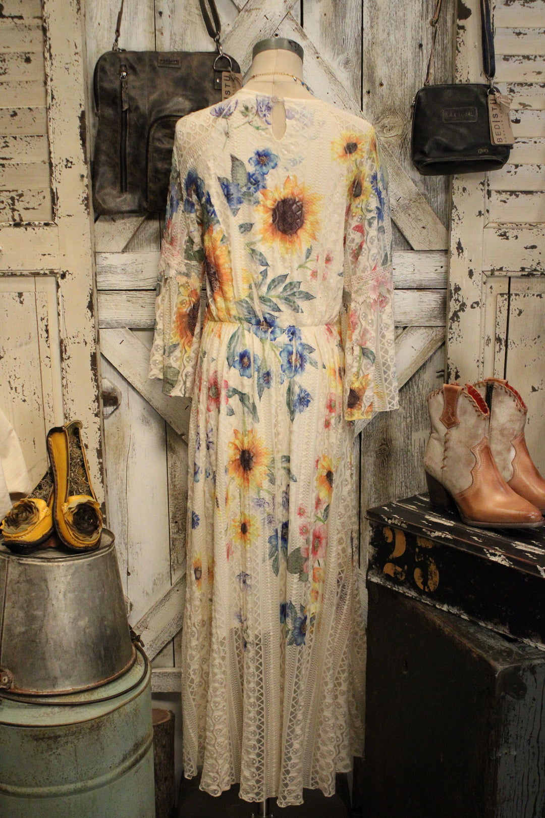 Lead Singer Sunflower Beige Dress