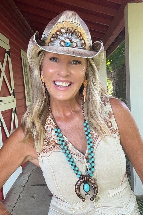 Turquoise Horizon Horseshoe Necklace