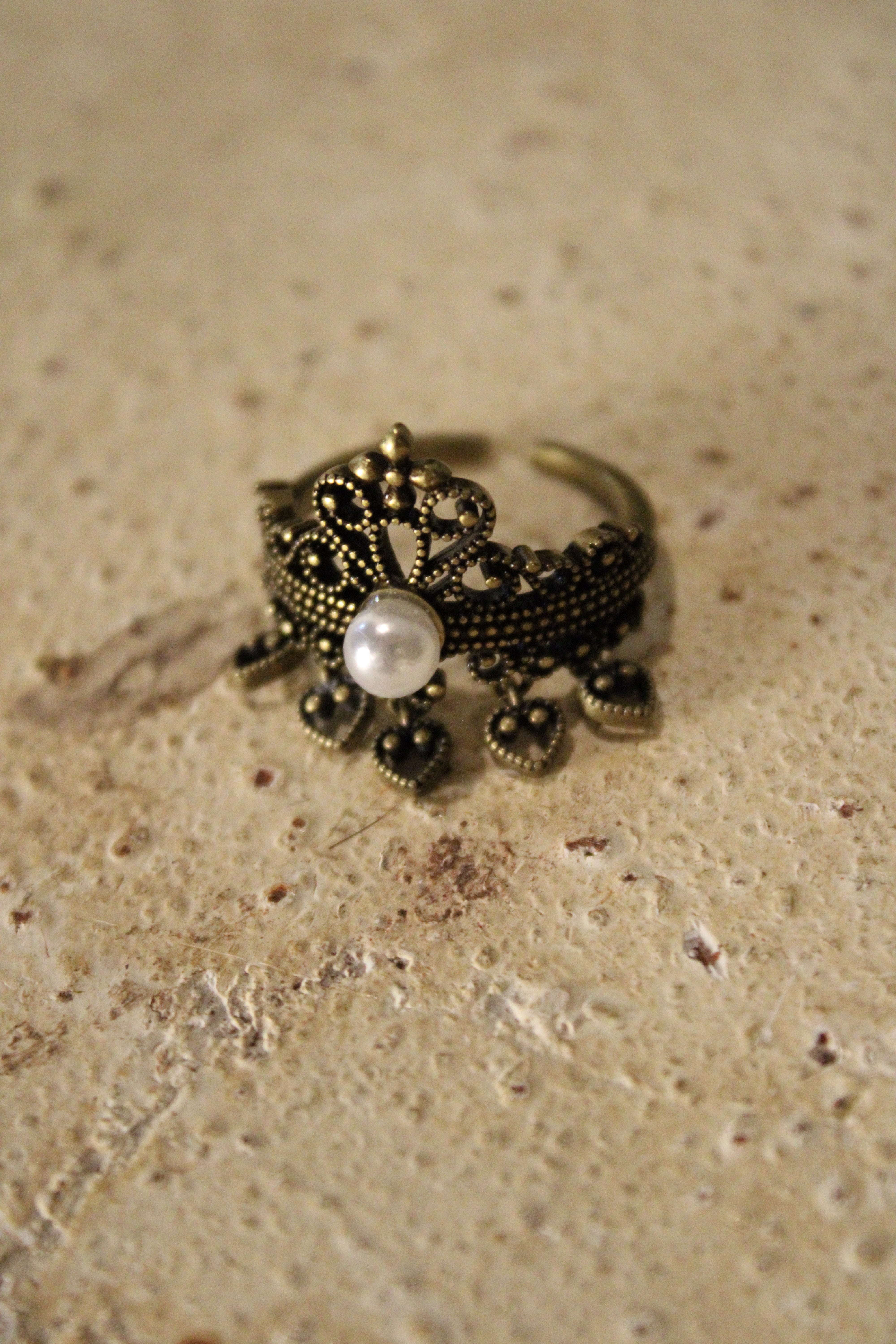 Midnight Pearl Ring – Farm Girls Fancy Frills