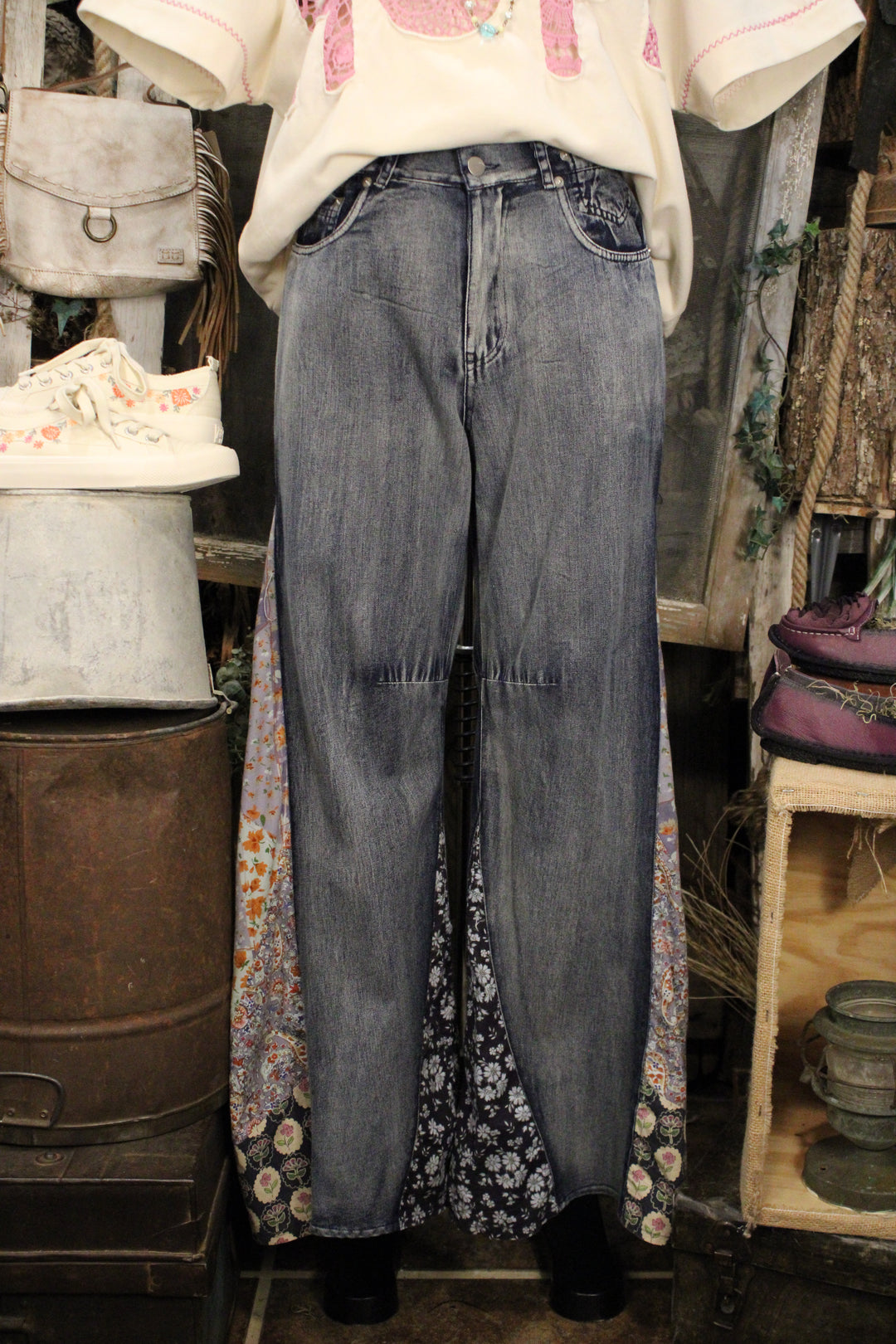 Flora Flow Jeans