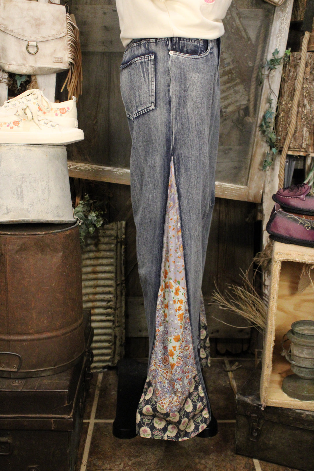 Flora Flow Jeans