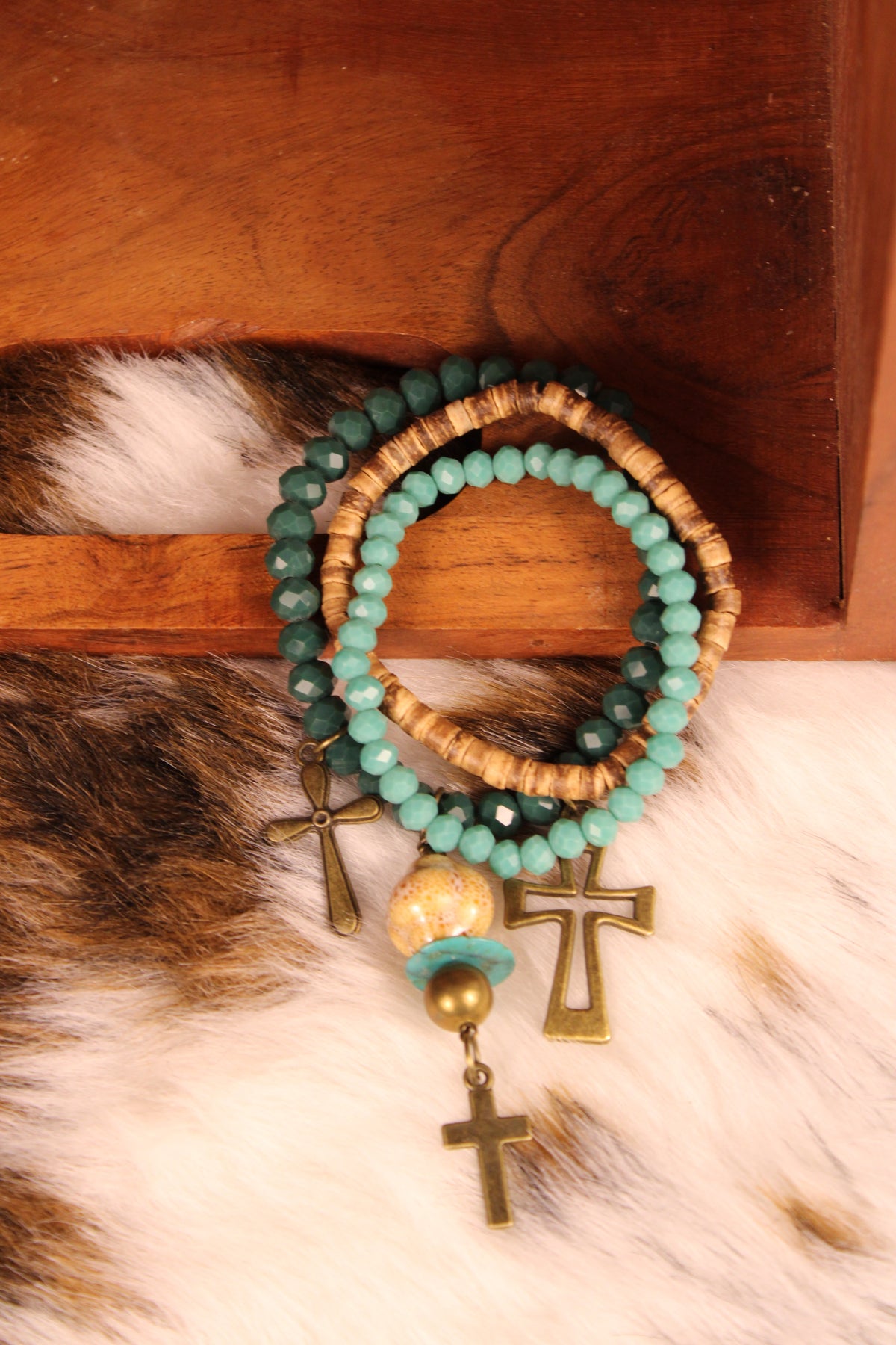FGO Emerald Meadow Cross Bracelet Set