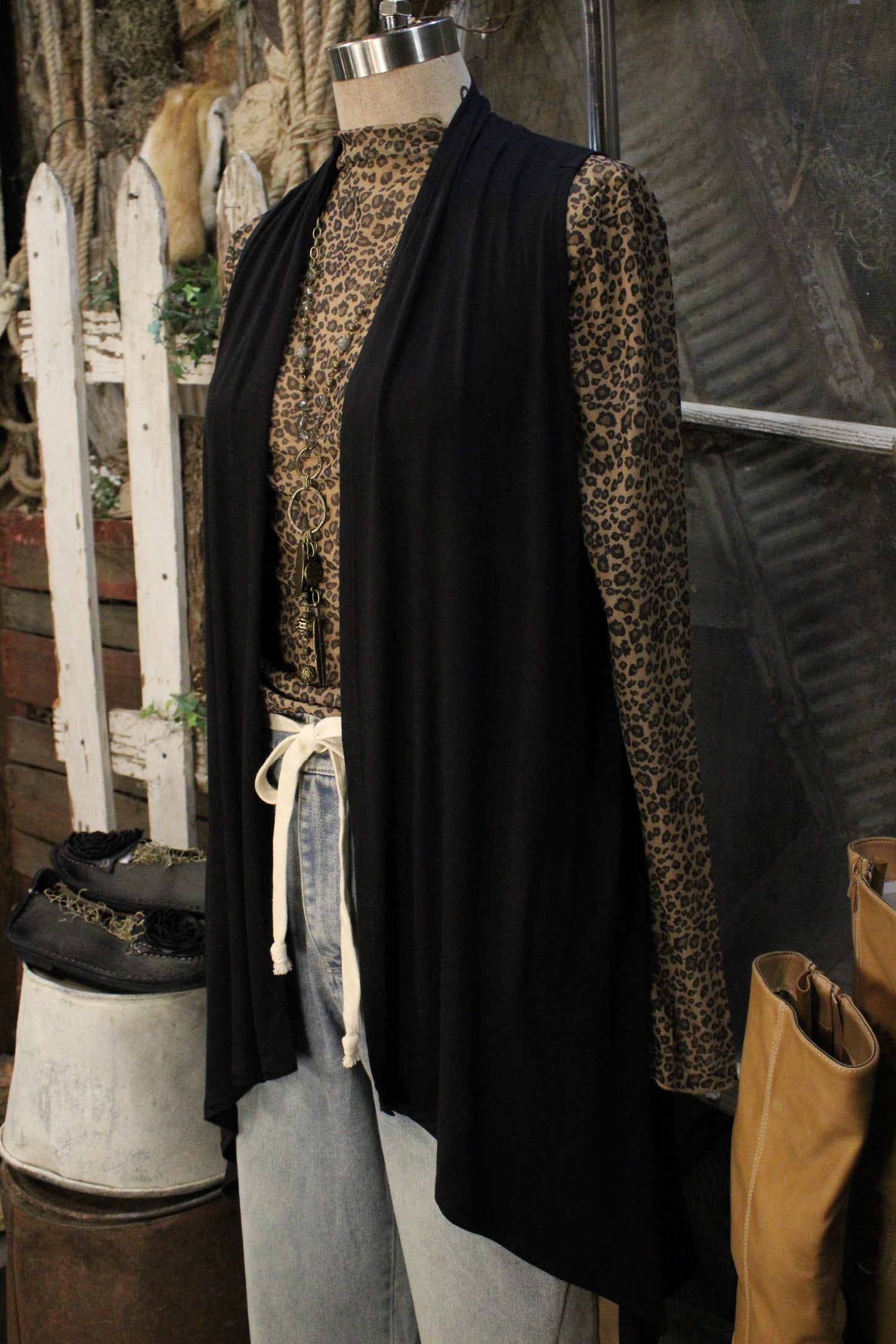 Terra Drift Black Vest