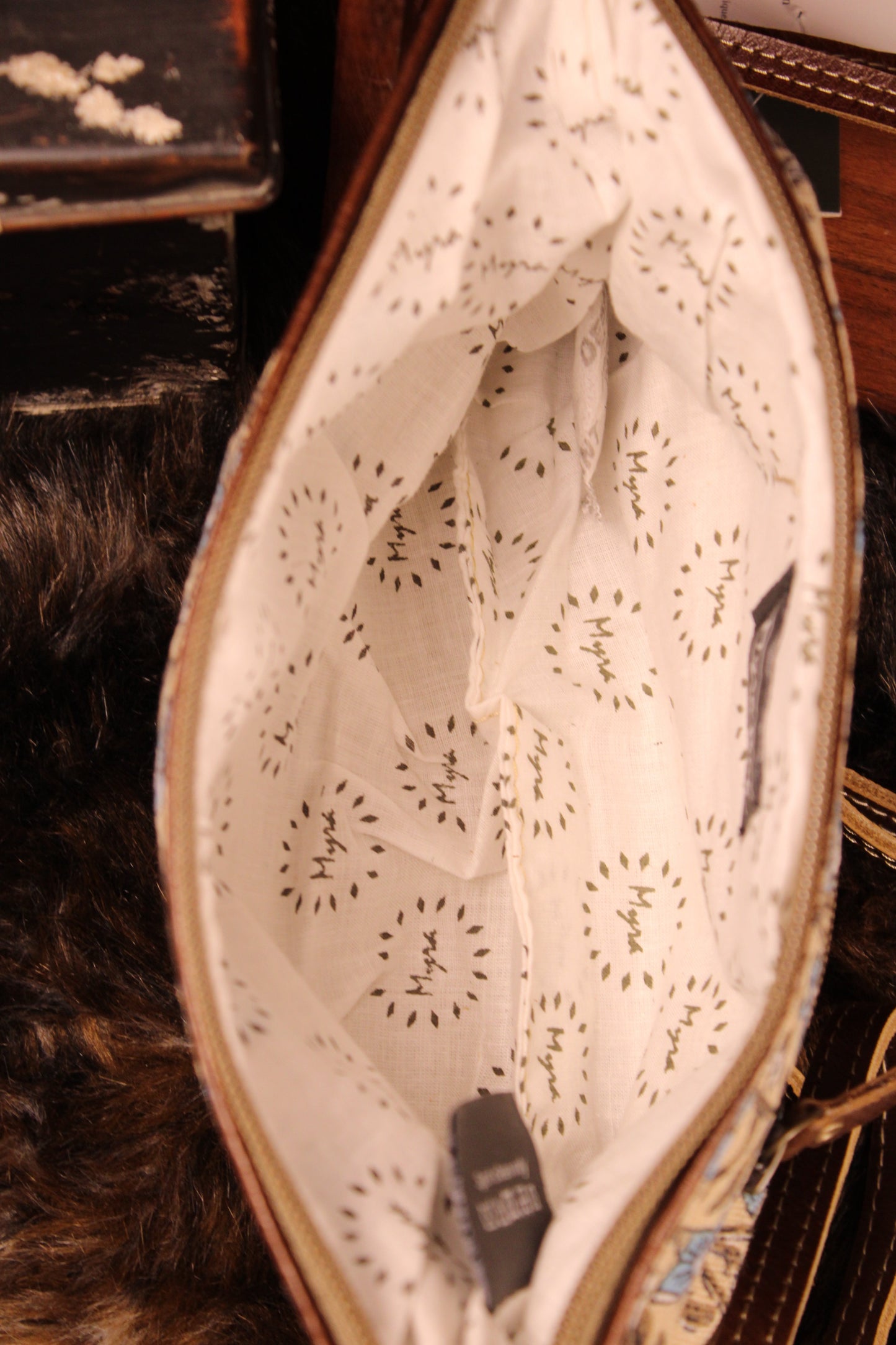 Blue Willow Tapestry Bag