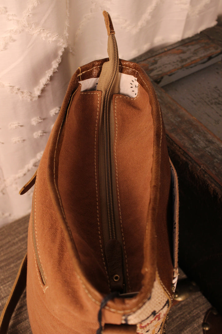 Desert Sunflower Tapestry Bag
