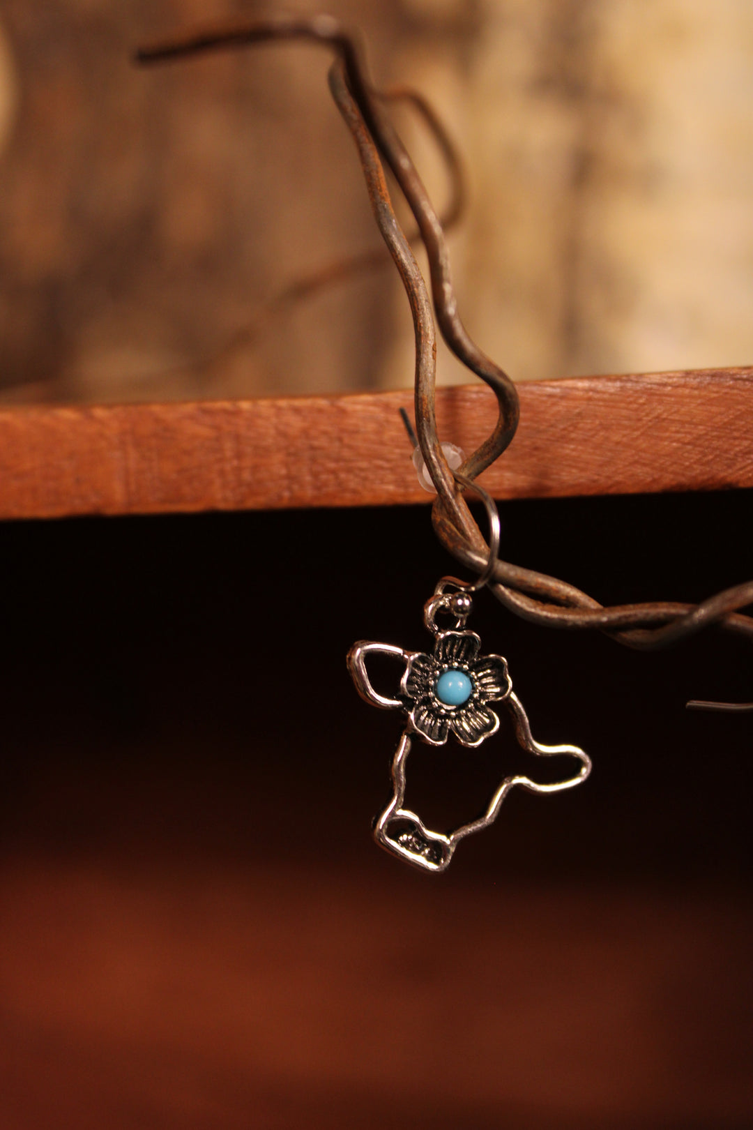 Daisy Bloom Dangle Earrings