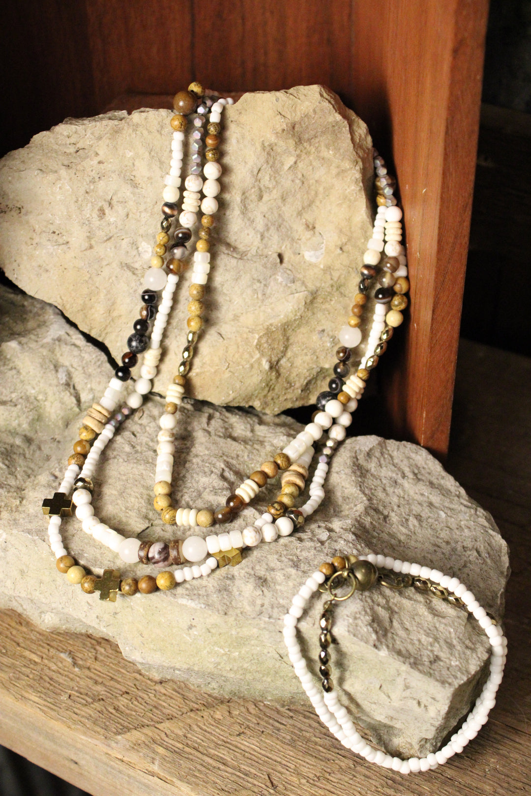 Eliza Magnetic Necklace And Bracelet Combo