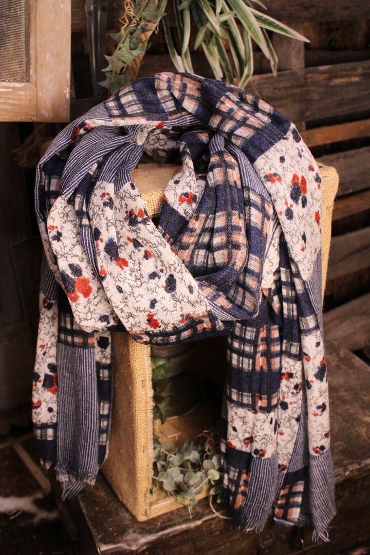Cabin Comfort Cashmere &amp; Wool Blue Scarf