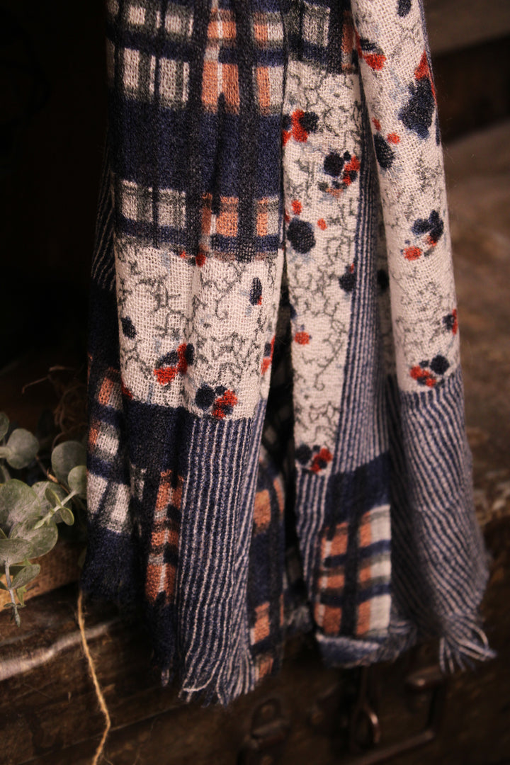 Cabin Comfort Cashmere &amp; Wool Blue Scarf