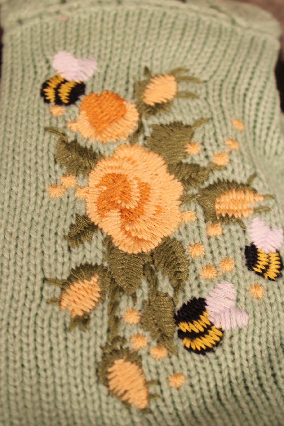 Bee Chic Floral Fingerless Gloves