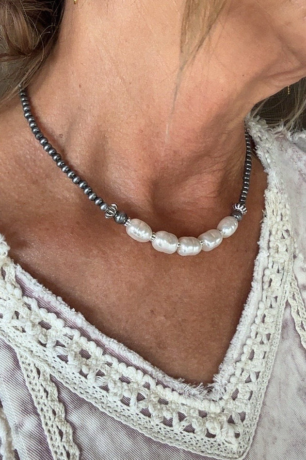 Pearl Navajo Beaded Choker Necklace