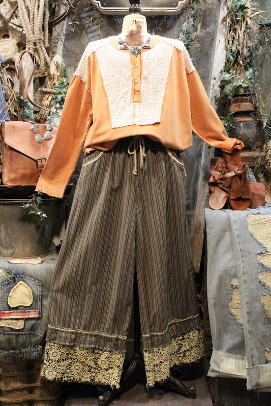 Lasso Lace Pants