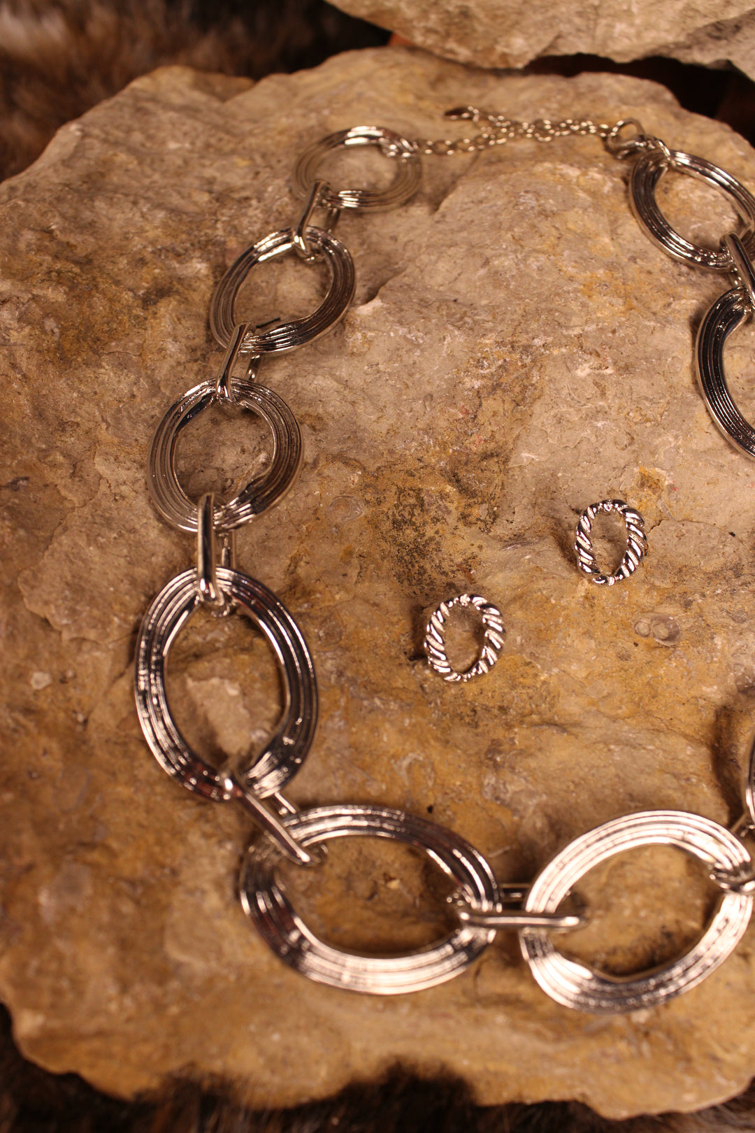 Silver Serenity Oval Link Necklace