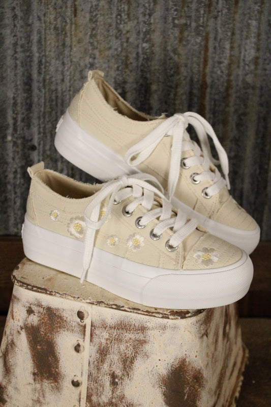 Sadie Sun 8 Embroidered White Desert