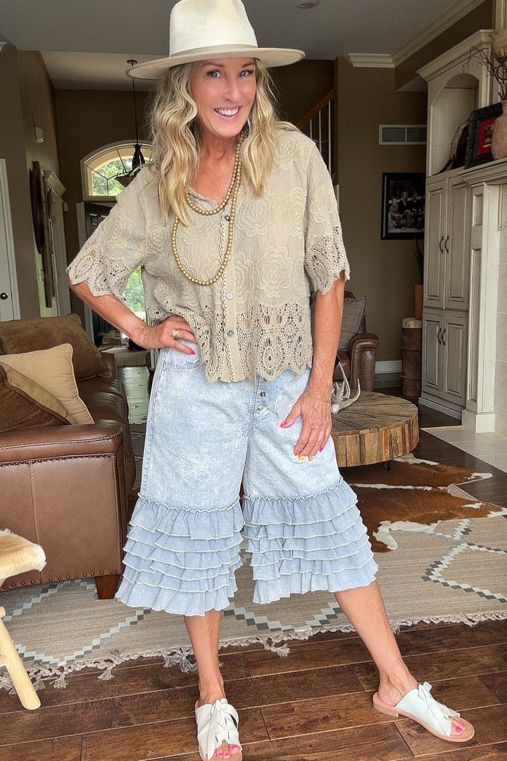 Carolina Dreamin' Ruffle Shorts