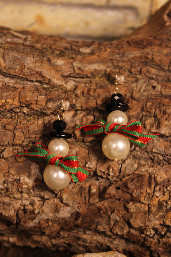 Polished Pearl Snowman Earrings