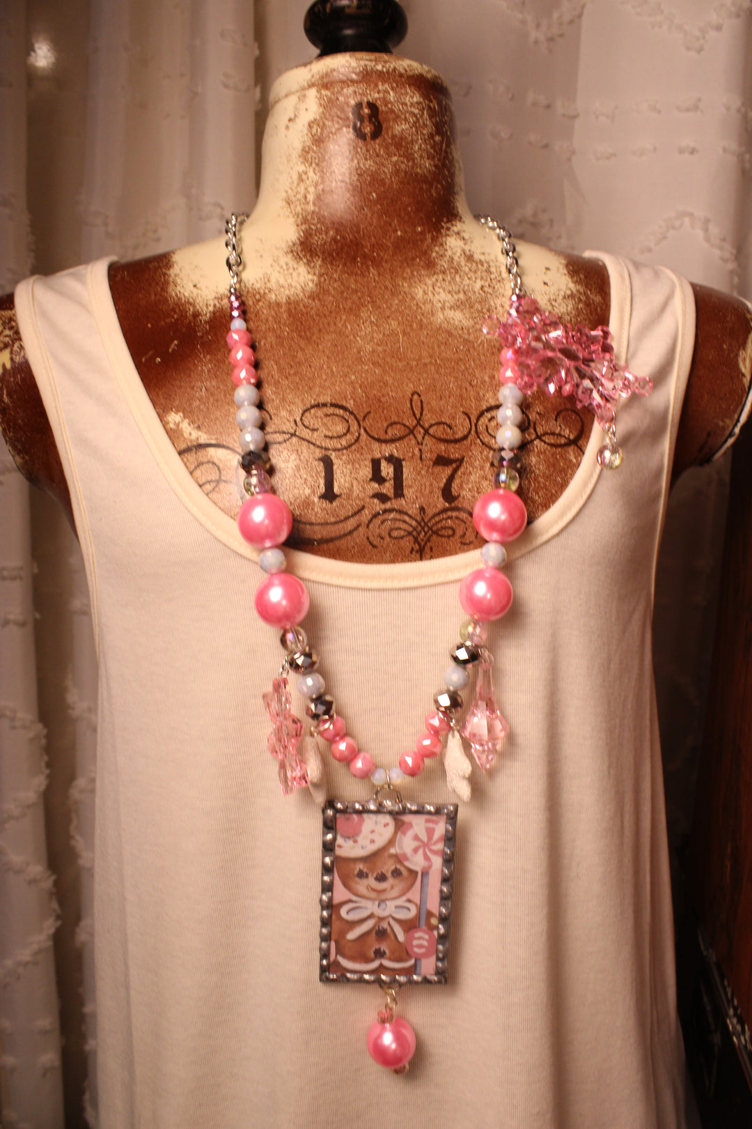 Merry &amp; Minty Portrait Gingerbread Man Necklace