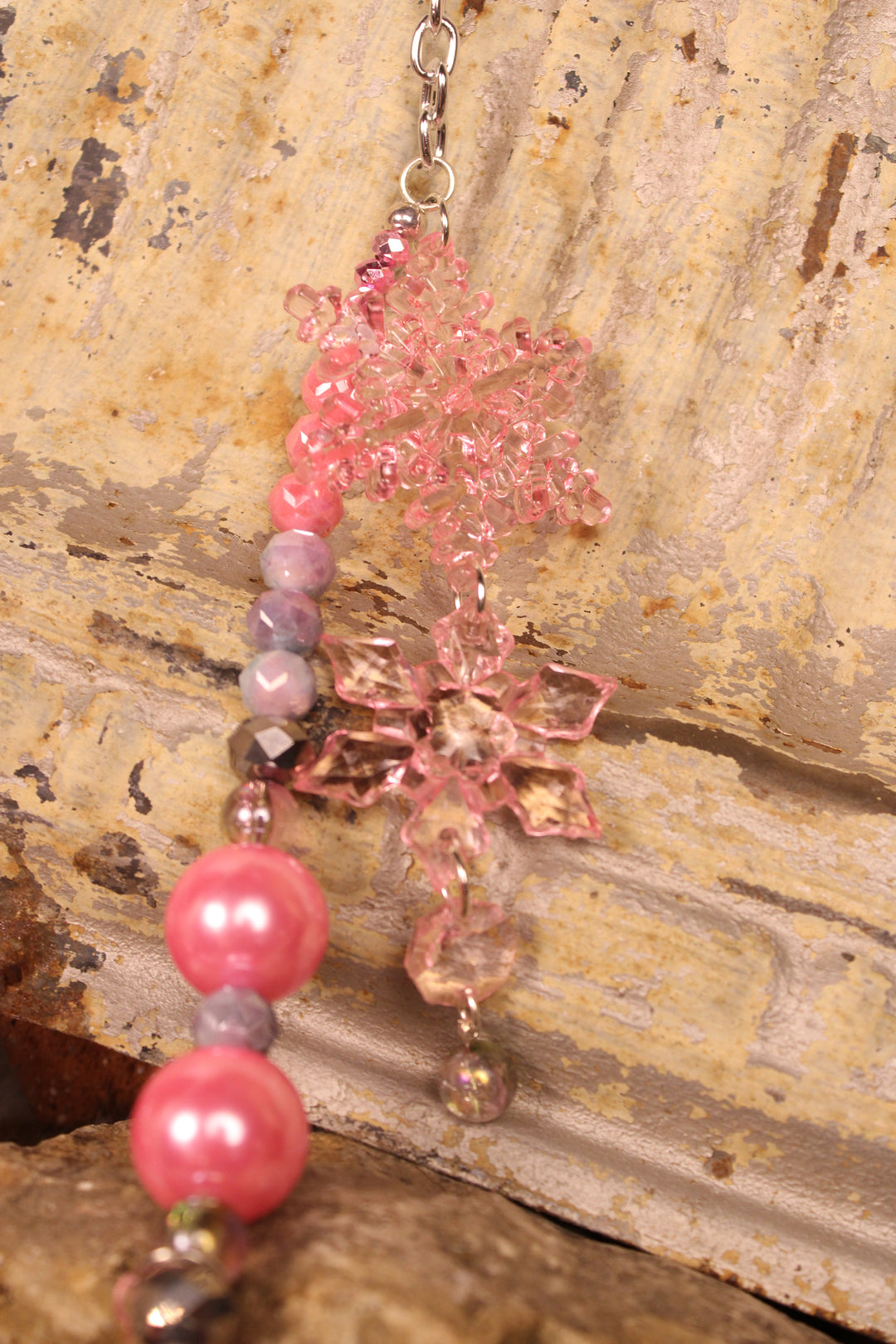 Merry &amp; Minty Horizontal Gingerbread Man Necklace