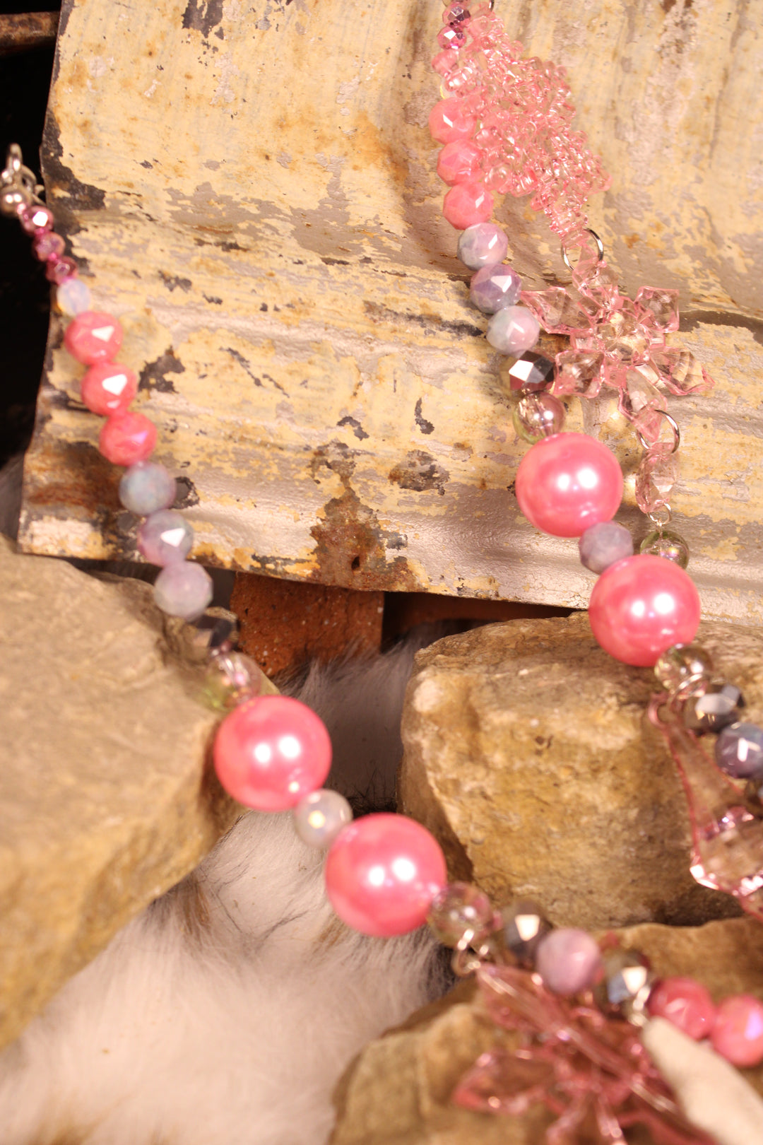 Merry &amp; Minty Horizontal Gingerbread Man Necklace