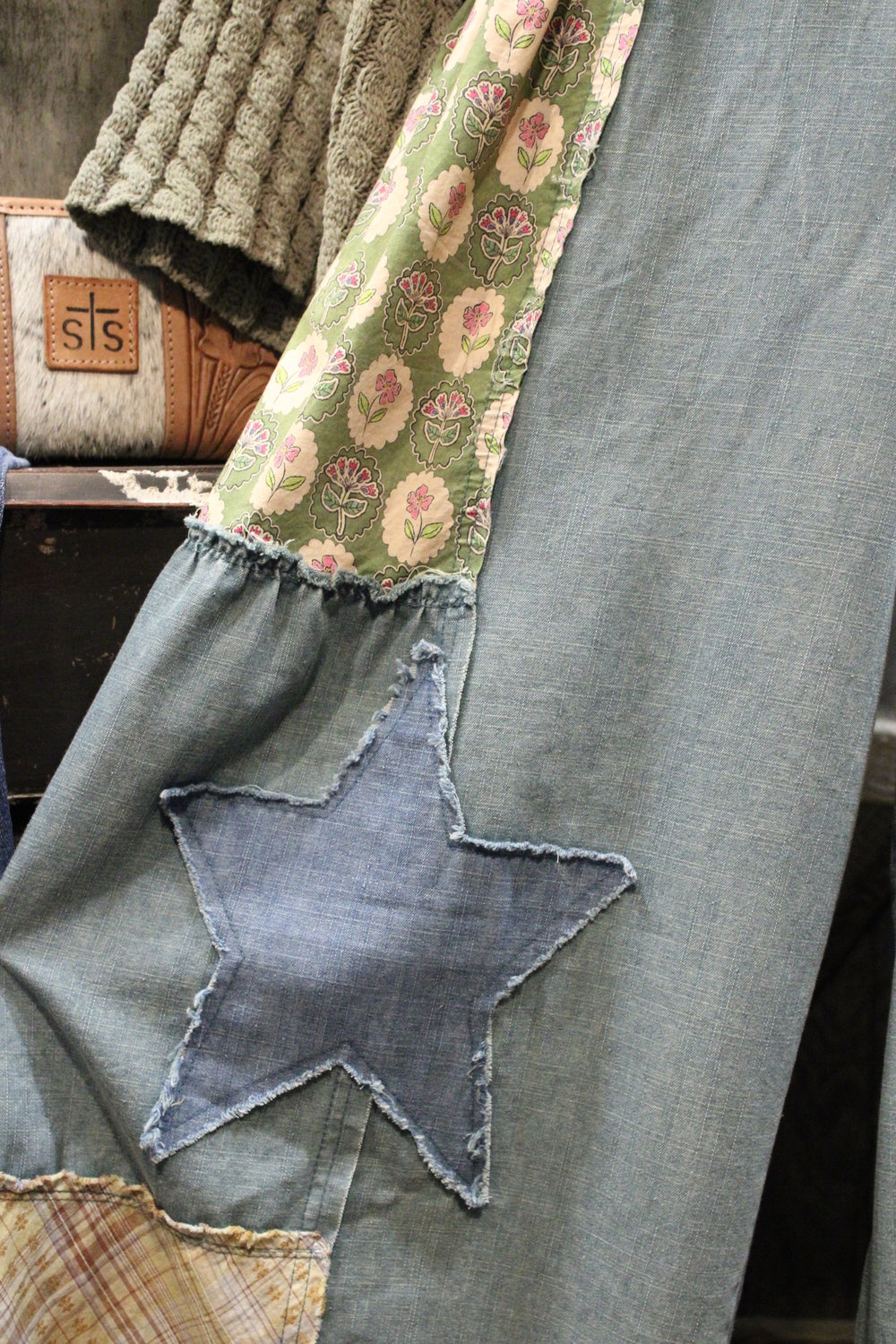 Glory Threads Pants