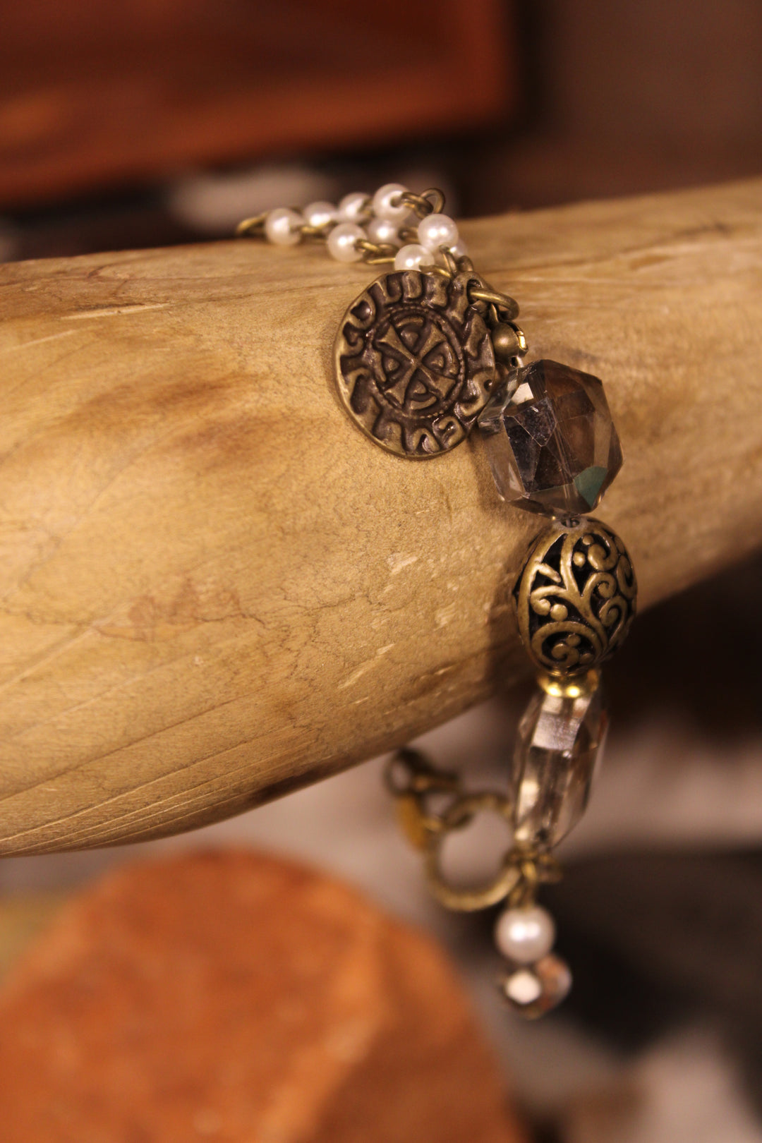 Heirloom Pearl &amp; Smoke Bracelet