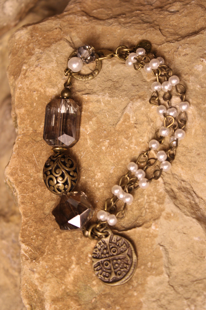 Heirloom Pearl &amp; Smoke Bracelet