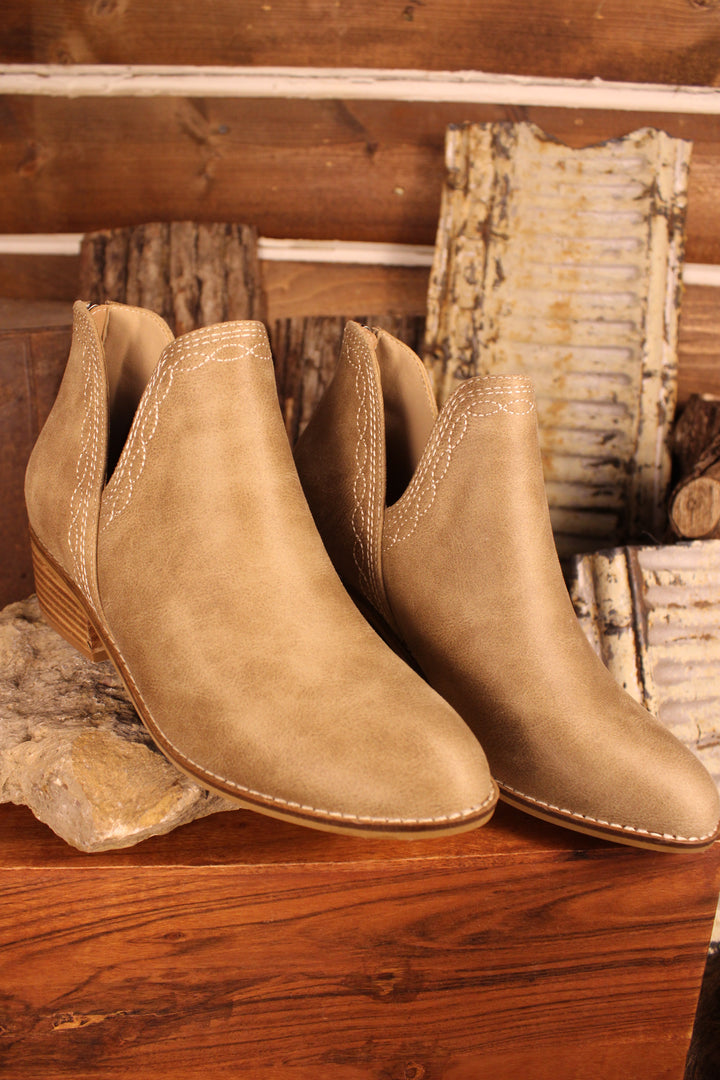 Dive Bar Taupe Boots