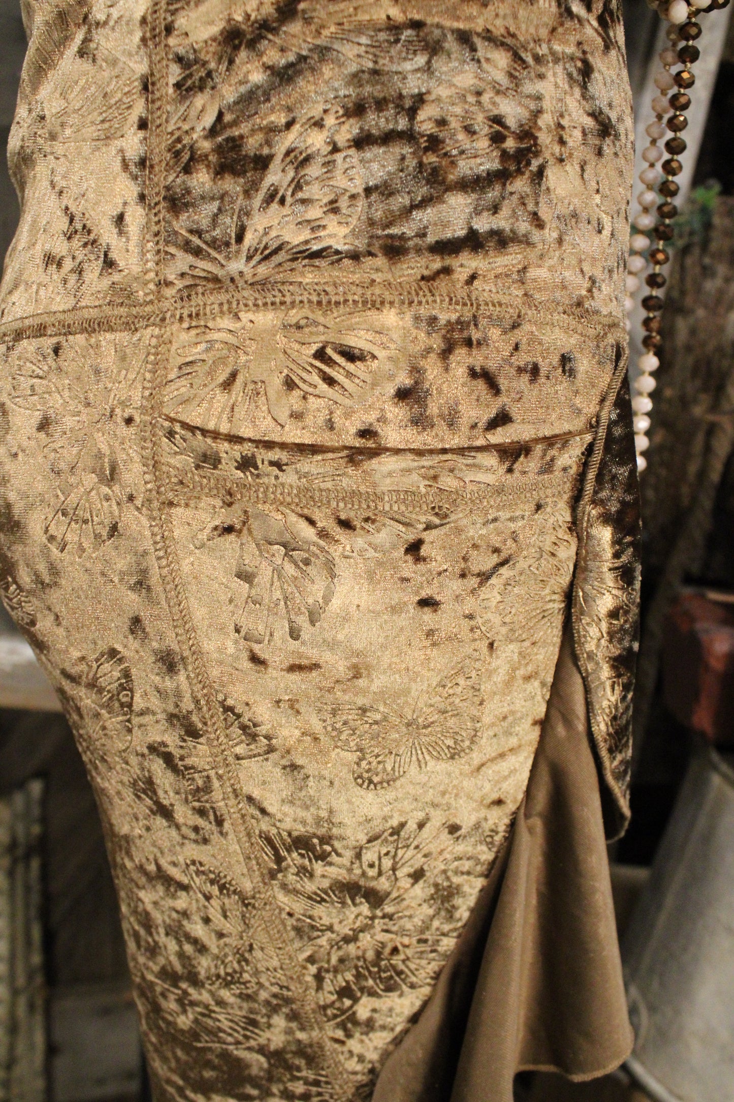 Gilded Bronze Butterfly Ruffle Leggings