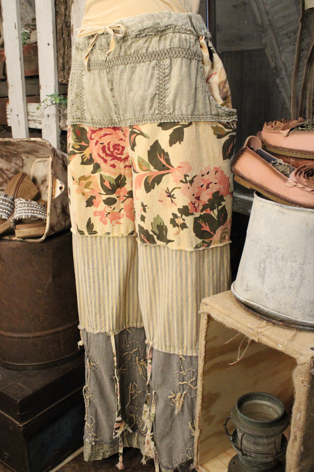 Vintage Rose Stitch Pants