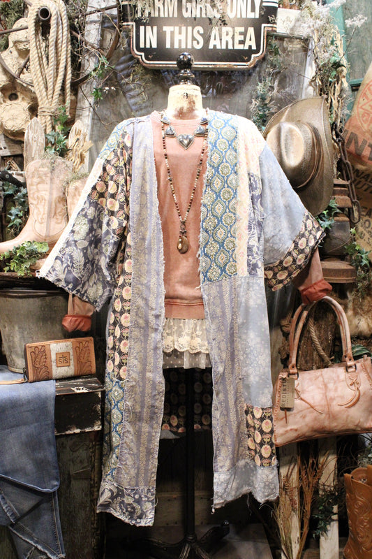 Charming Finds Patches Duster