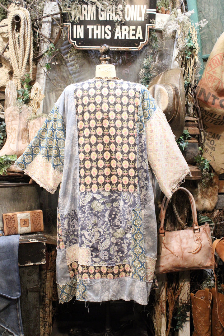 Charming Finds Patches Duster