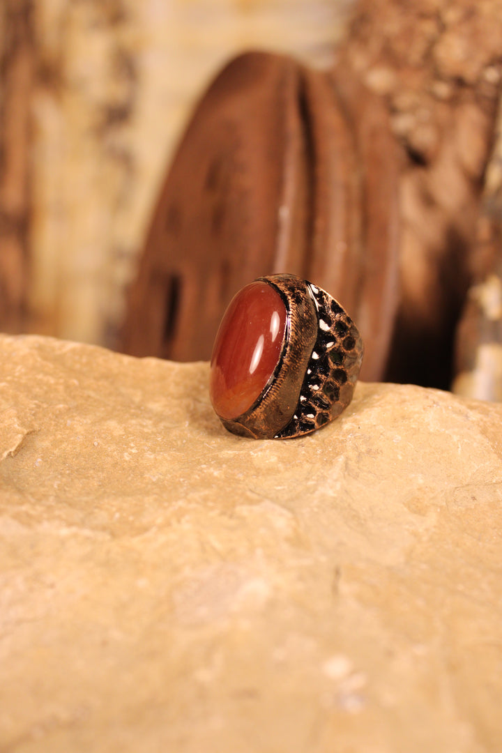 Vintage Crimson Oval Ring