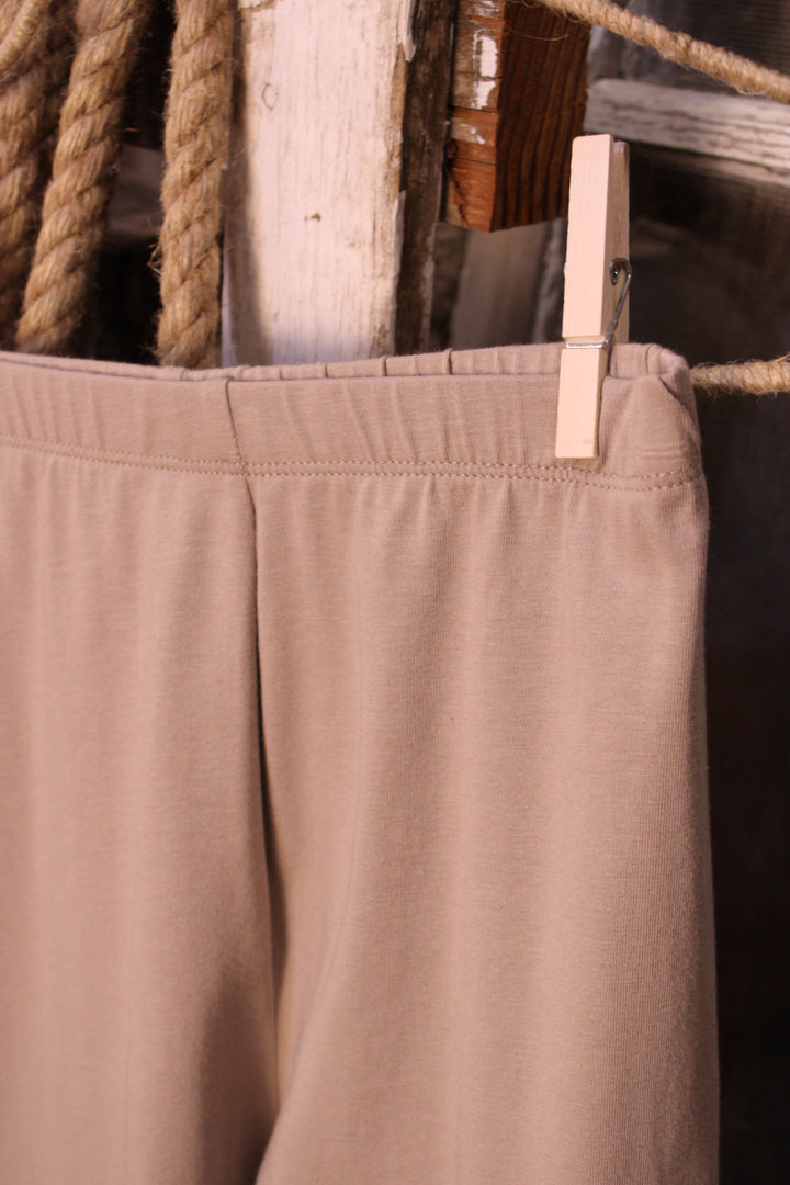 Comfortable Ash Mocha Leggings