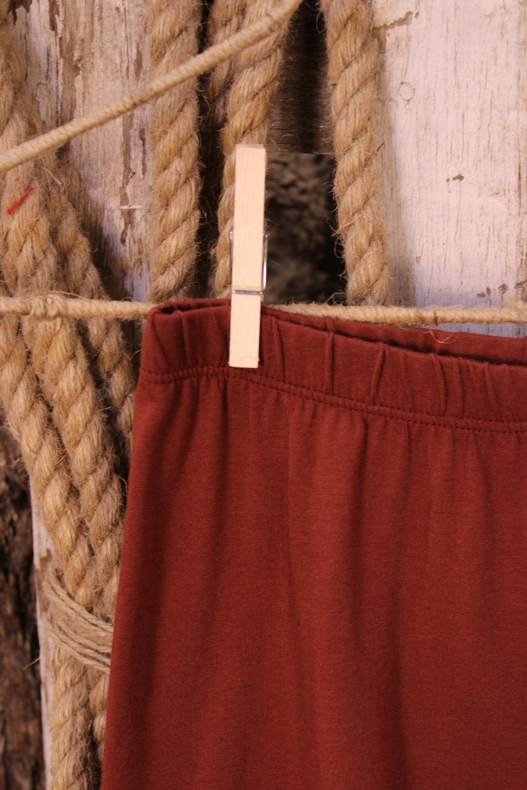 Comfortable Dark Rust SHORT Capris
