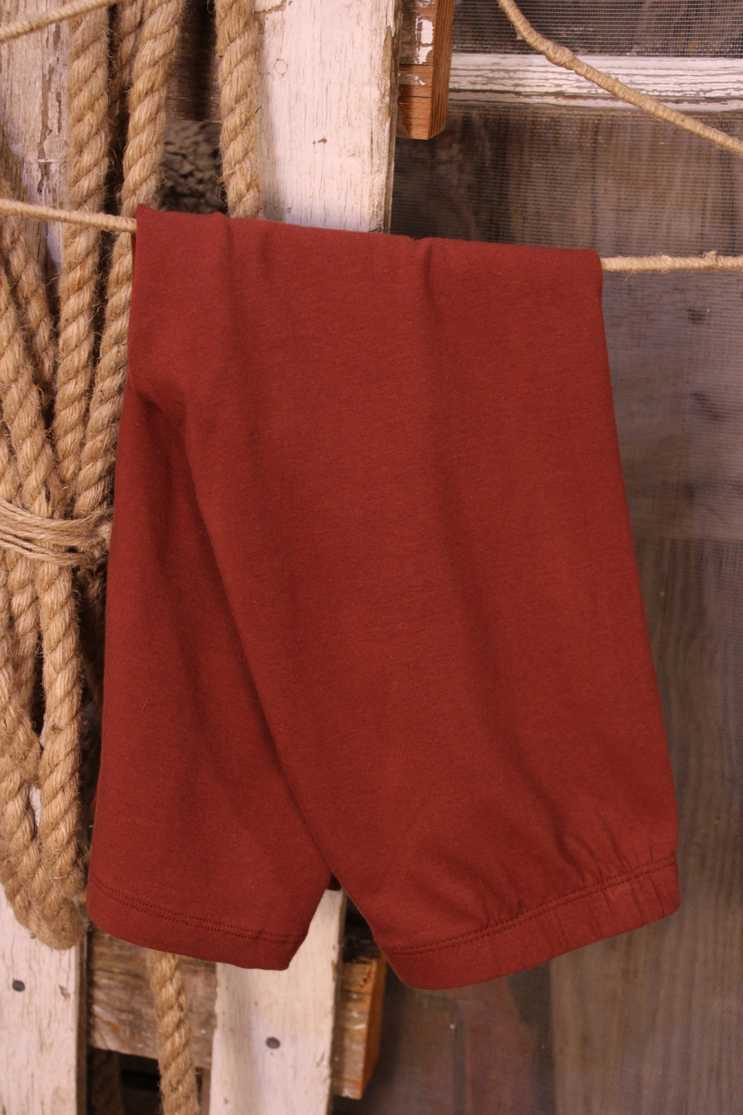 Comfortable Dark Rust SHORT Capris