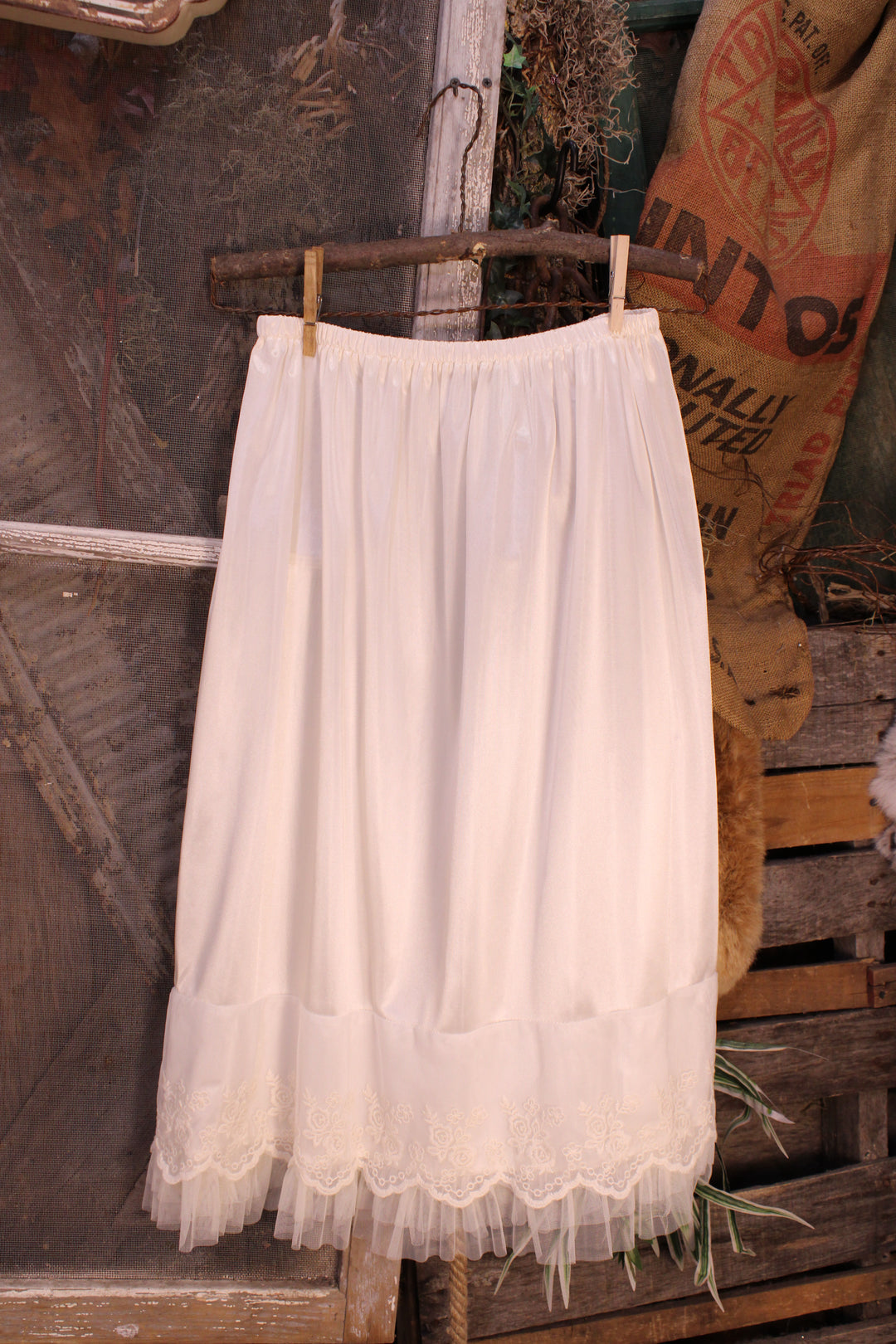 Graceful Hem Beige Skirt Extender