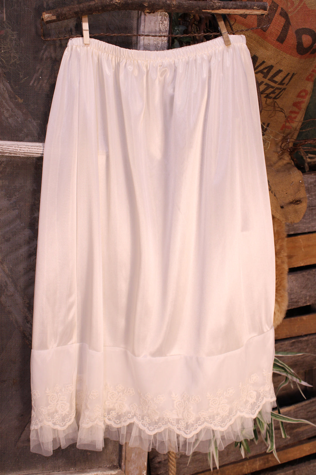 Graceful Hem Beige Skirt Extender