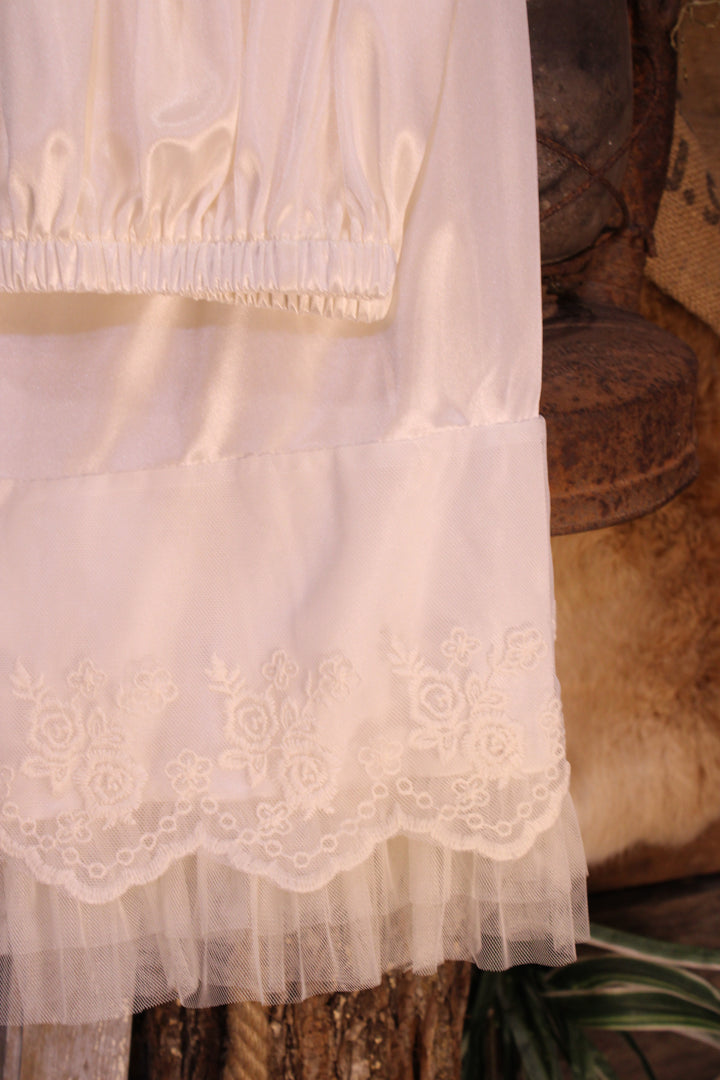 Graceful Hem Beige Skirt Extender